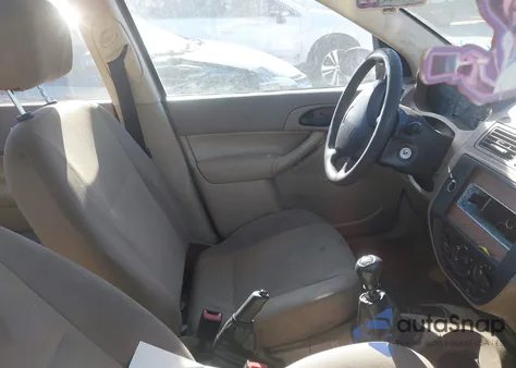 2007 Ford Focus S/Se/Ses from USA, damaged, VIN 1FAFP34N87W139061